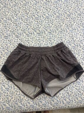 LULULEMON Women’s Hotty Hot Athletic Running Shorts - Gray Heather